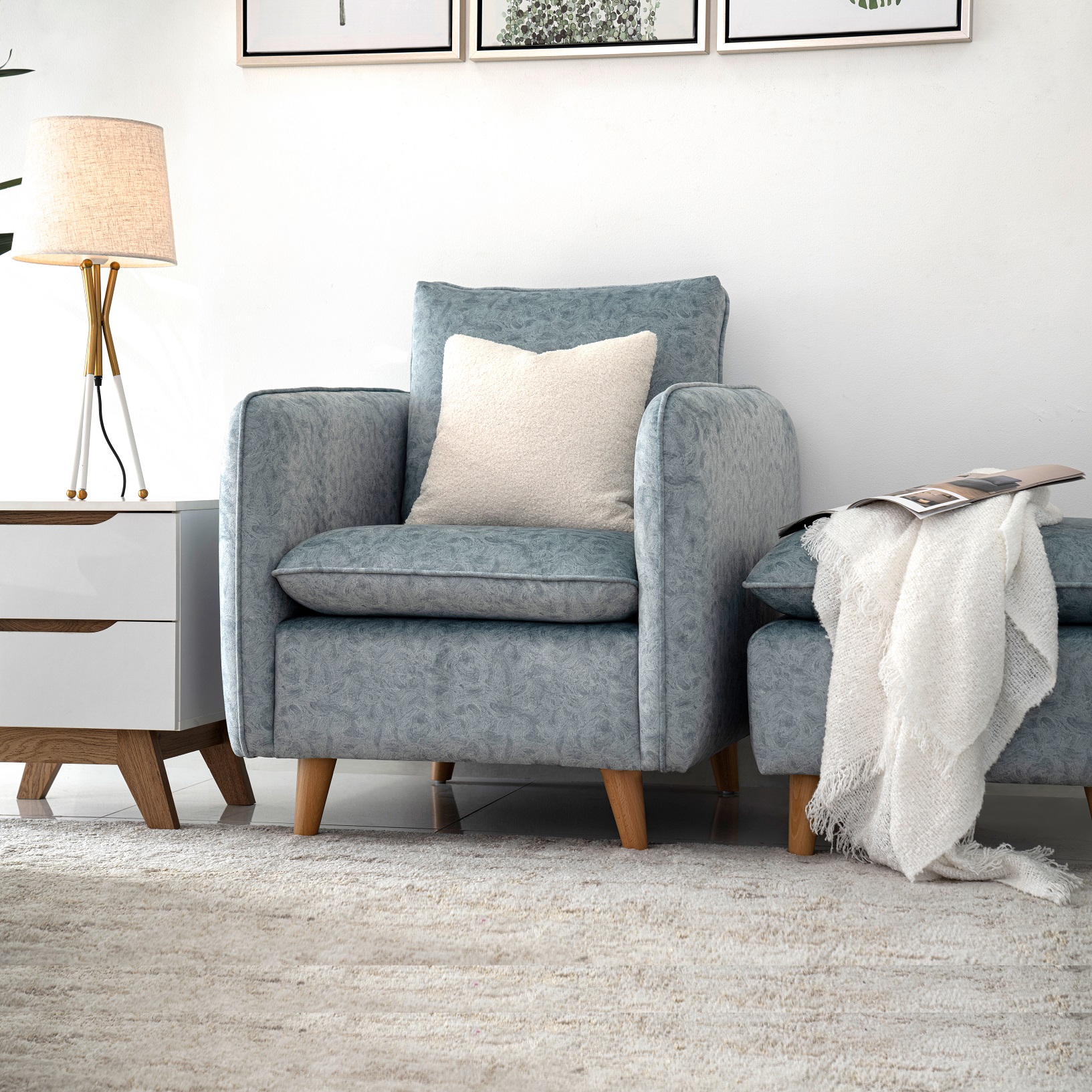 Ayilin Single Seater