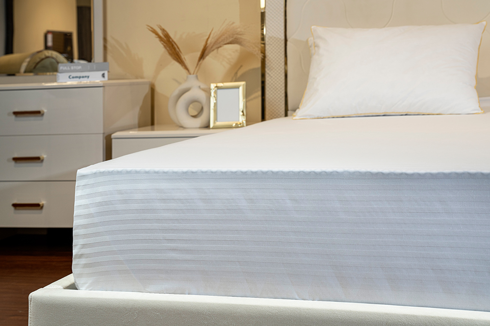 Ashley Fitted Sheet-Stripe White