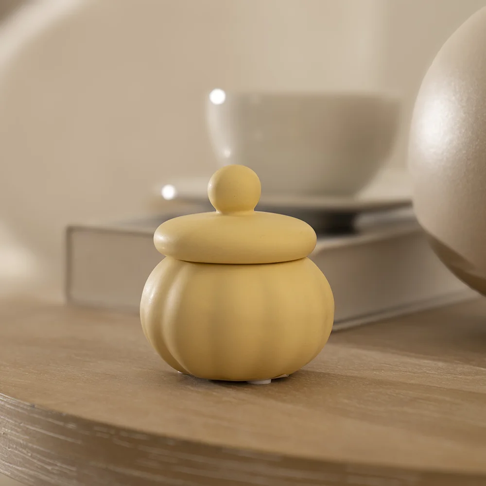 Quinn ceramic deco jar 7.8*7.8*8 cm