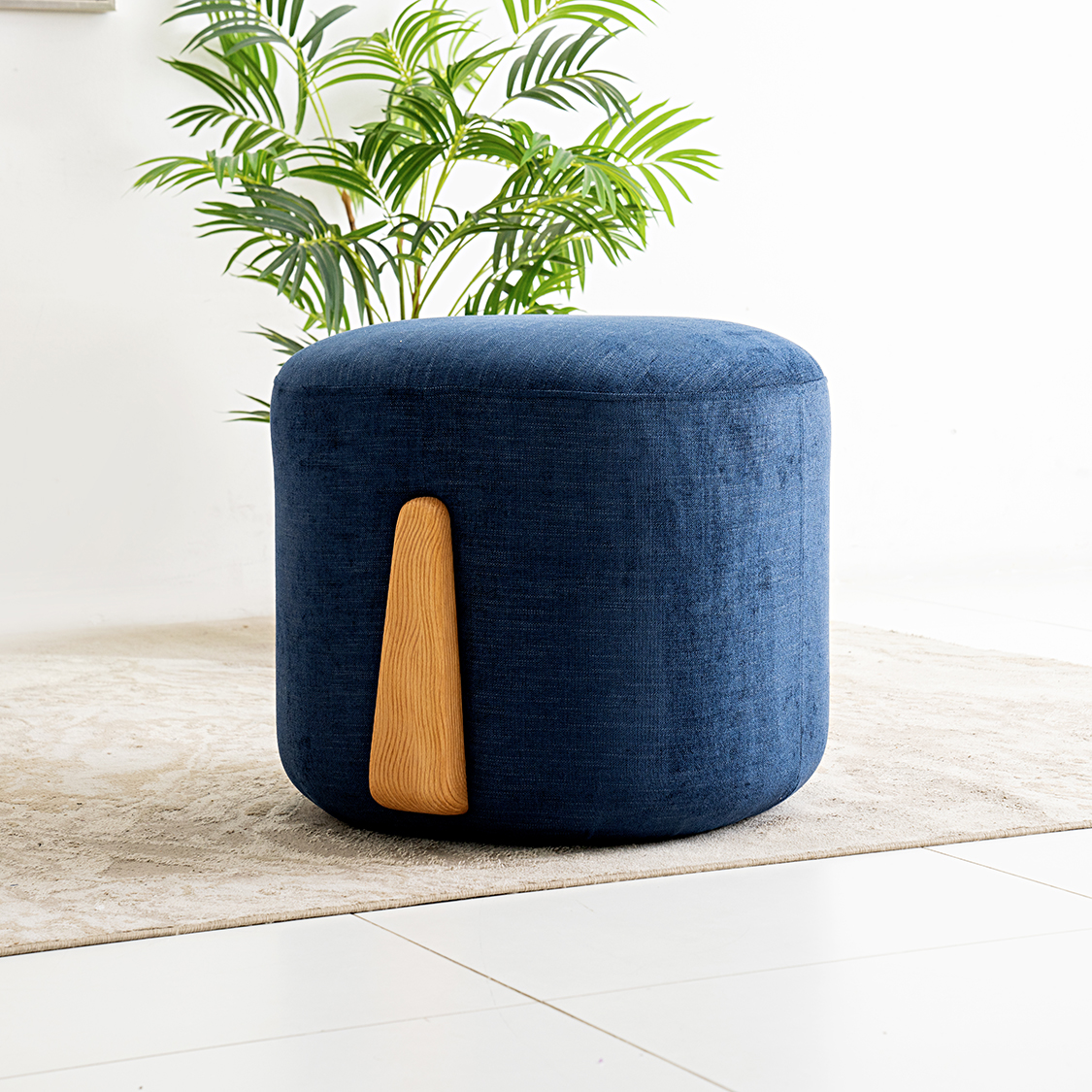 Dante Round Pouffe