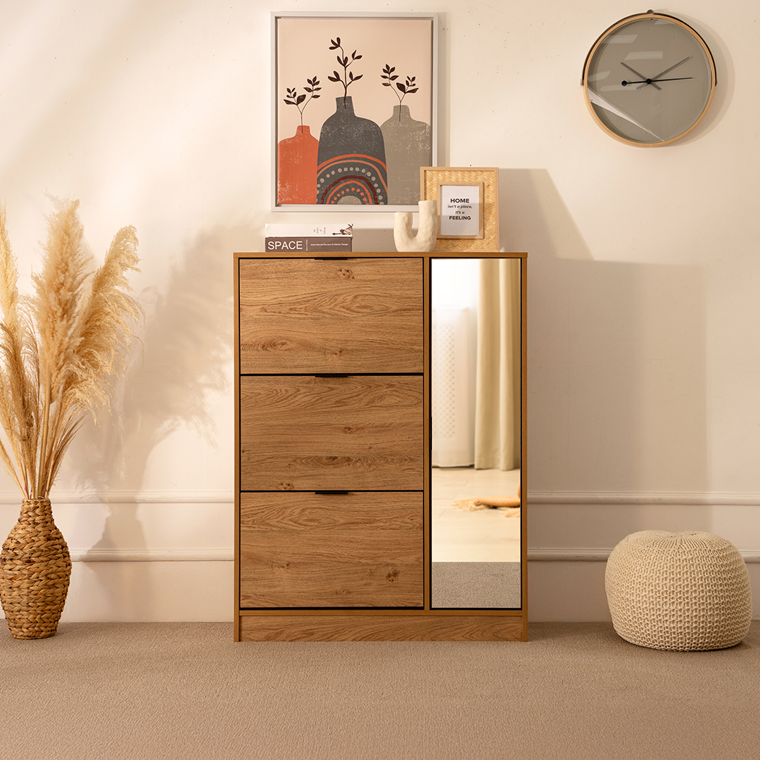 Liz Shoe Cabinet-Oak