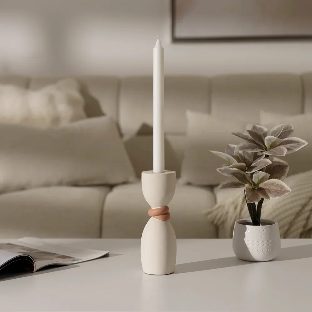Rabaque polyresin terracotta beige candle holder 8x8x20cm
