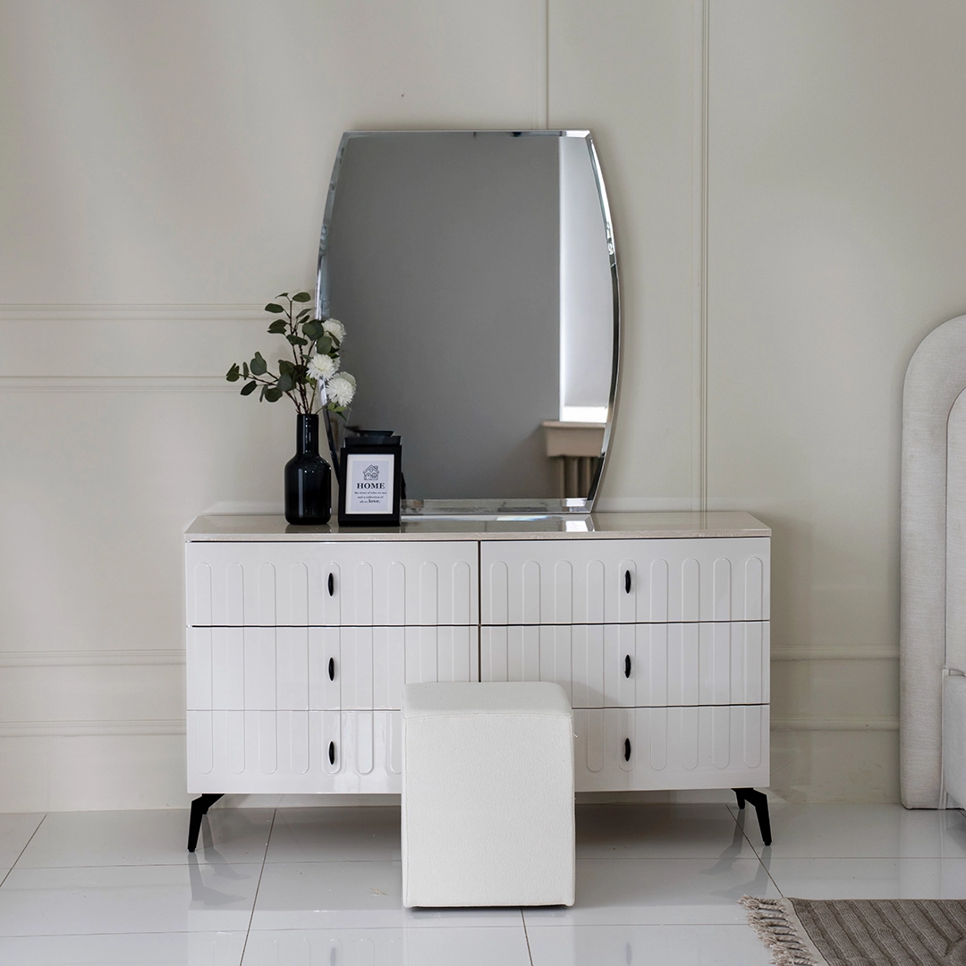 Raffles Dresser with Mirror