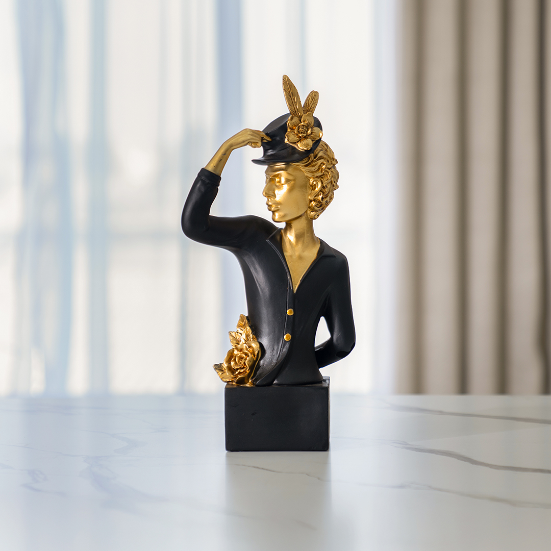 Rayn polyresin black and gold lady in hat accent 16.5*11*36.5CM