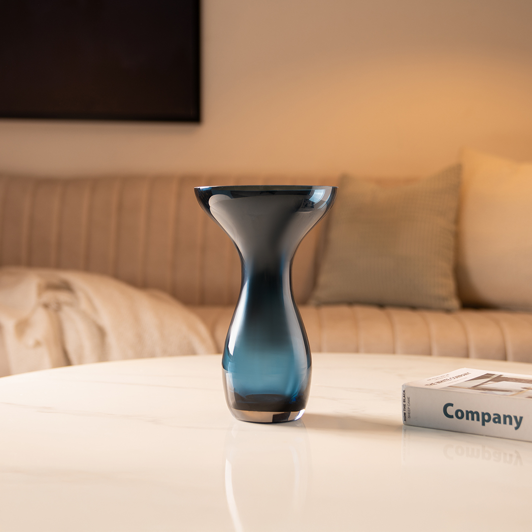 Ruse glass Blue texture vase 16x16x25 cm