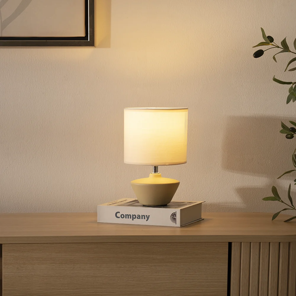 Tria ceramic table lamp Beige 14x14x22.5cm
