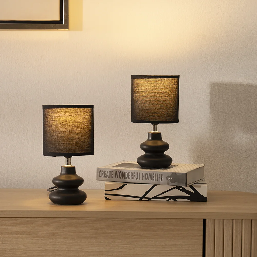 Tria set of 2 ceramic table lamp black
