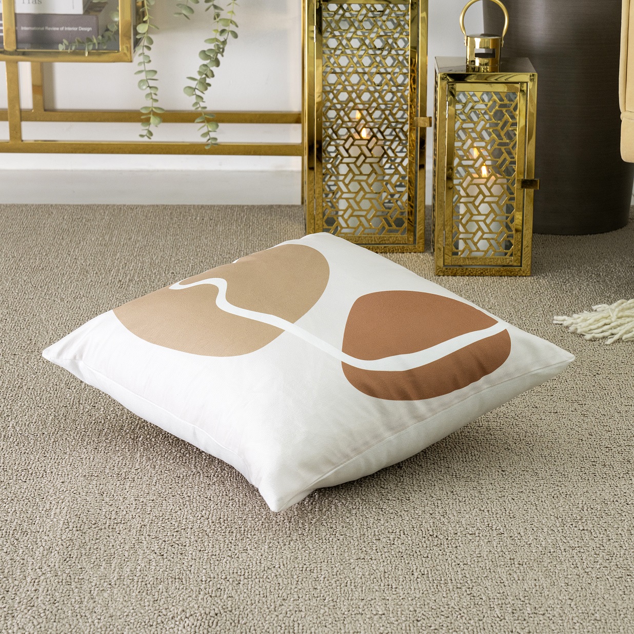 Abstract Cushion-Design B